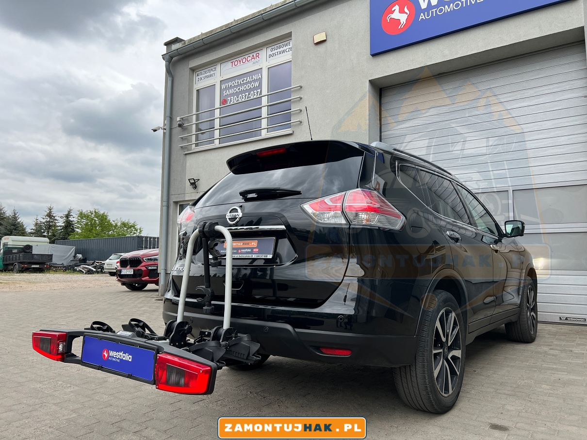 Nissan X-Trail 2017 z hakiem Westfalia A40V i bagażnikiem rowerowym